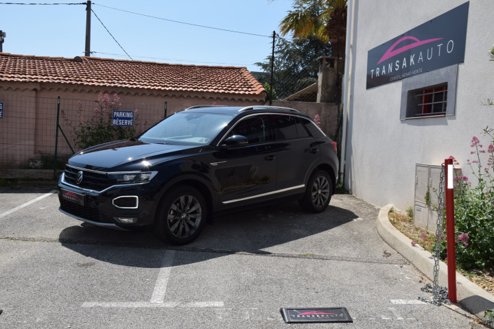 VOLKSWAGEN T-ROC