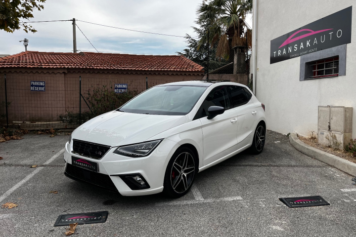 SEAT IBIZA