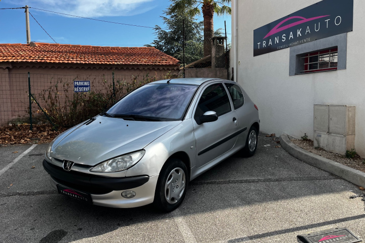 PEUGEOT 206